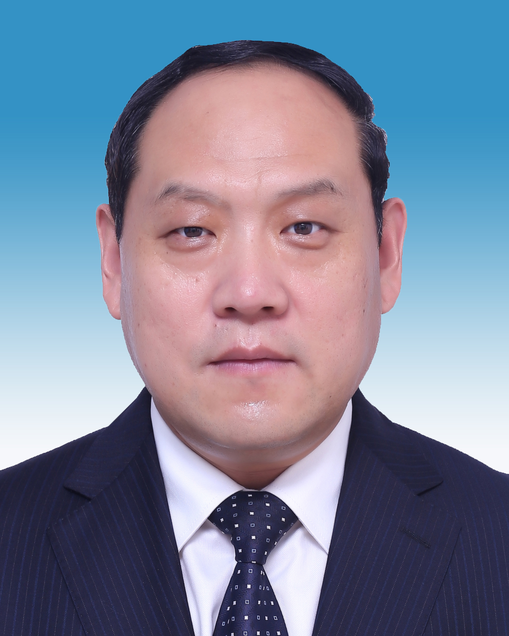 张成伟