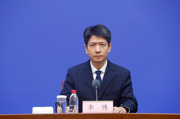 省政府新闻办举行新闻发布会，介绍山东提升医保服务质效 筑牢群众健康保障情况