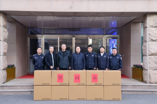 青岛市开展“人民警察节”走访慰问活动1 (2).jpg