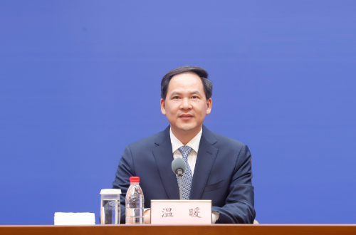 省政府新闻办举行新闻发布会，介绍山东深入实施新一轮找矿突破战略行动，推动战略性矿产增储上产情况